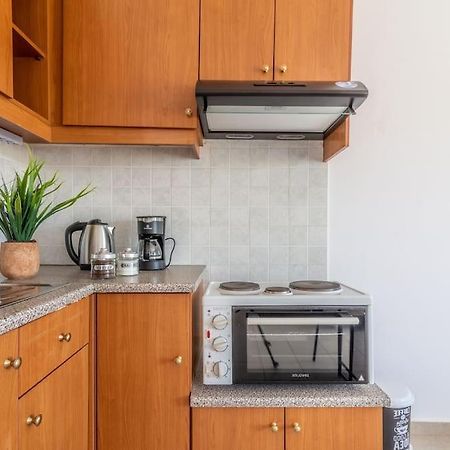 Urban Apt Next University 4 Heraklion  Bagian luar foto
